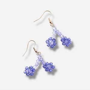 🌸New🌸Urban Outfitters Blossom Beaded Earring NWT